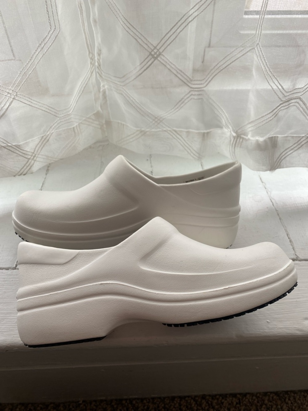 EUC Nursing shoes